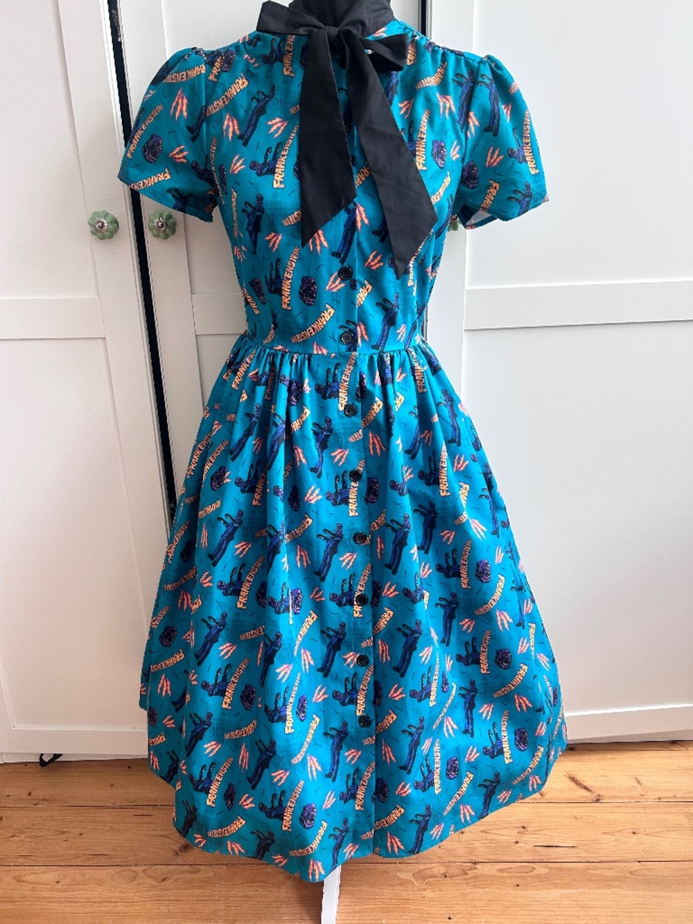 Monsters x Unique Vintage dress S Frankenstein Halloween